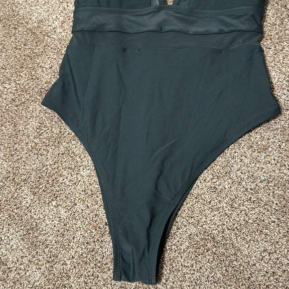 Cupshe Green One-Piece Swimsuit with Plunging V-Neck - Picture 8 of 8